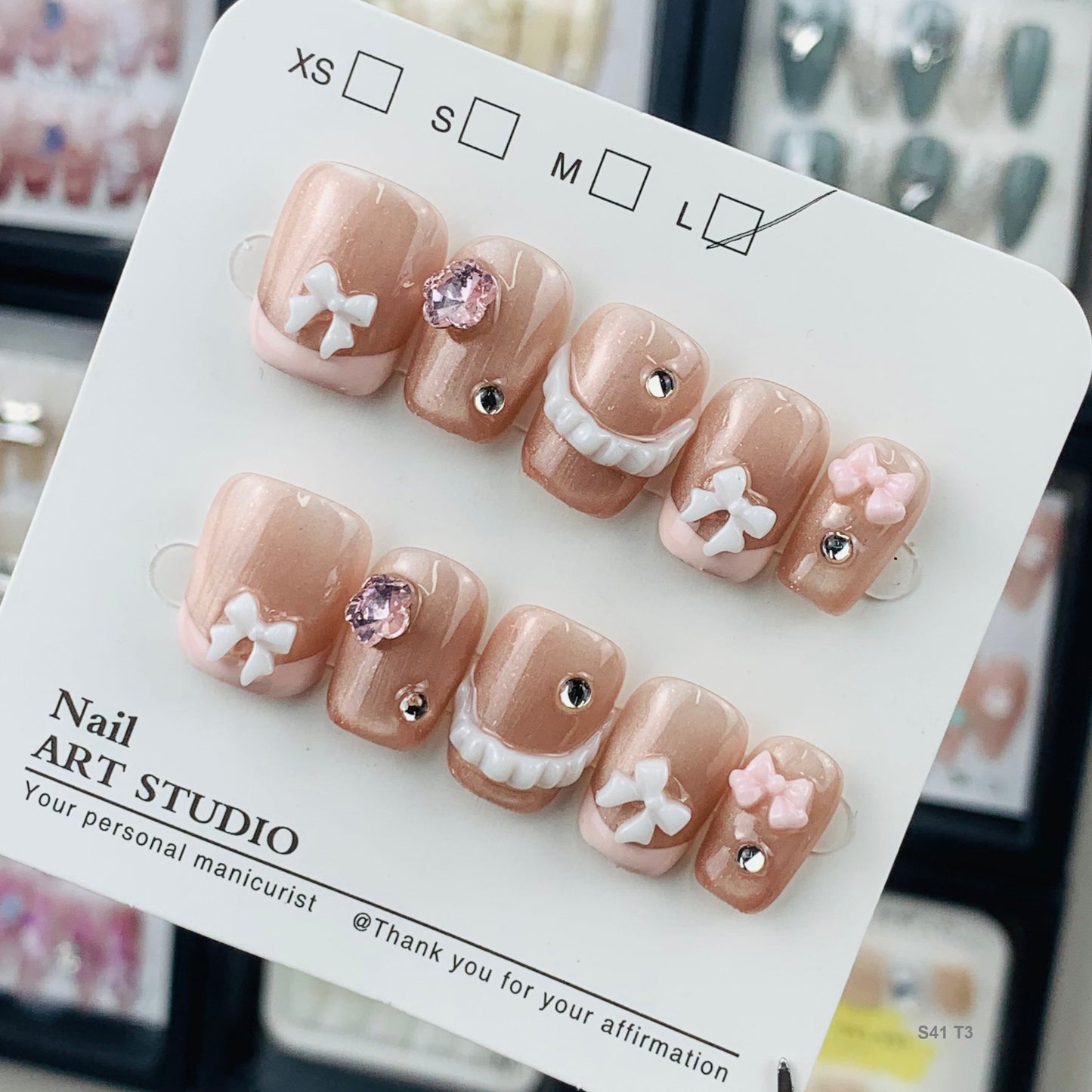 S41 T3 press on nails