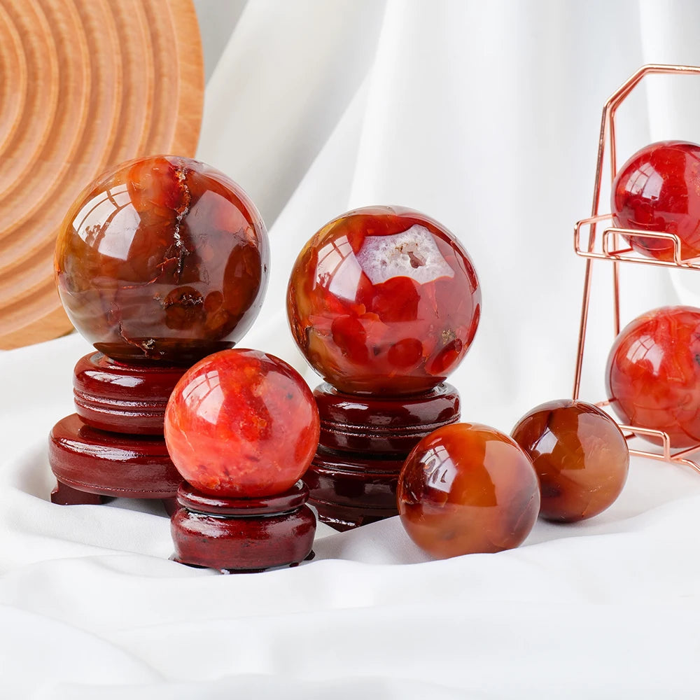 Hot Selling Wholesale Crystal Throwing Ball Natural Crystal Red Agate  Sphere Spiritual Healing Home Decoration